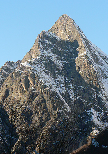 LA DENT D'ORLU EN HIVER